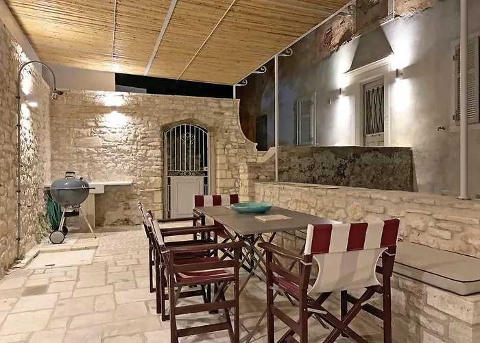Averto Avali