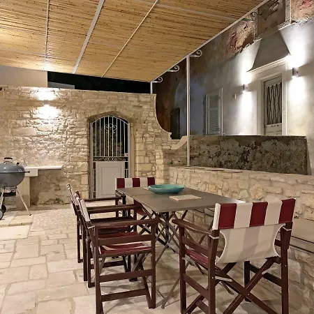 Averto Avali